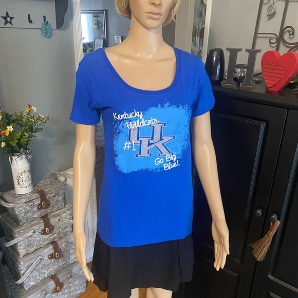 Campus Couture University Of Kentucky T-Shirt SZ MED‎ - Picture 1 of 4